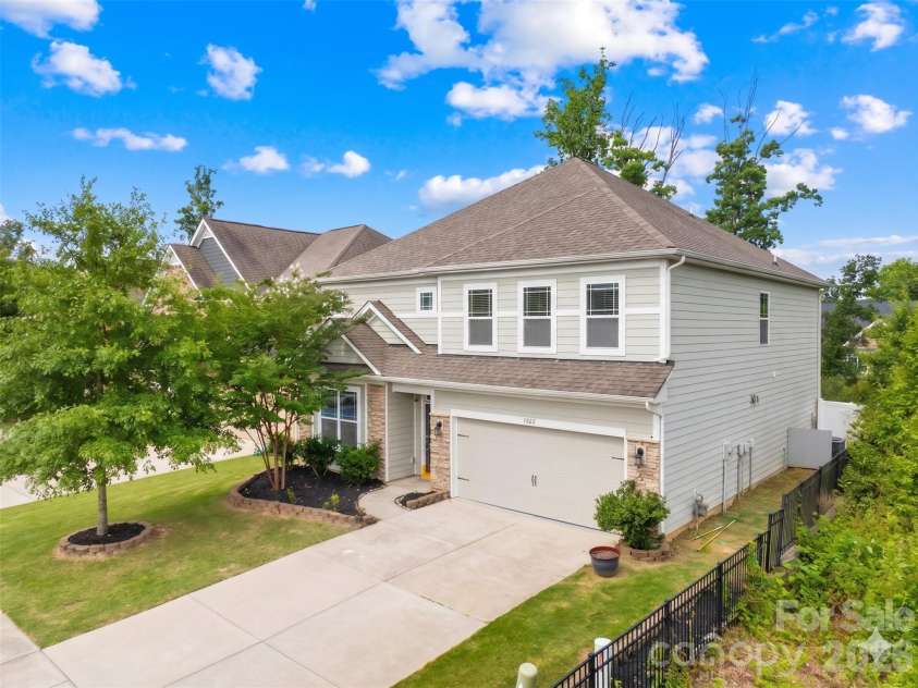 1042 DINA Drive, Fort Mill, SC 29708.  MLS# CAR4391817, YatesRealty ID 29741. 