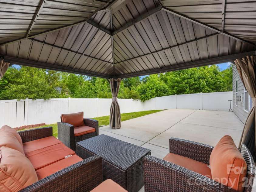 1042 DINA Drive, Fort Mill, SC 29708.  MLS# CAR4391817, YatesRealty ID 29741. 