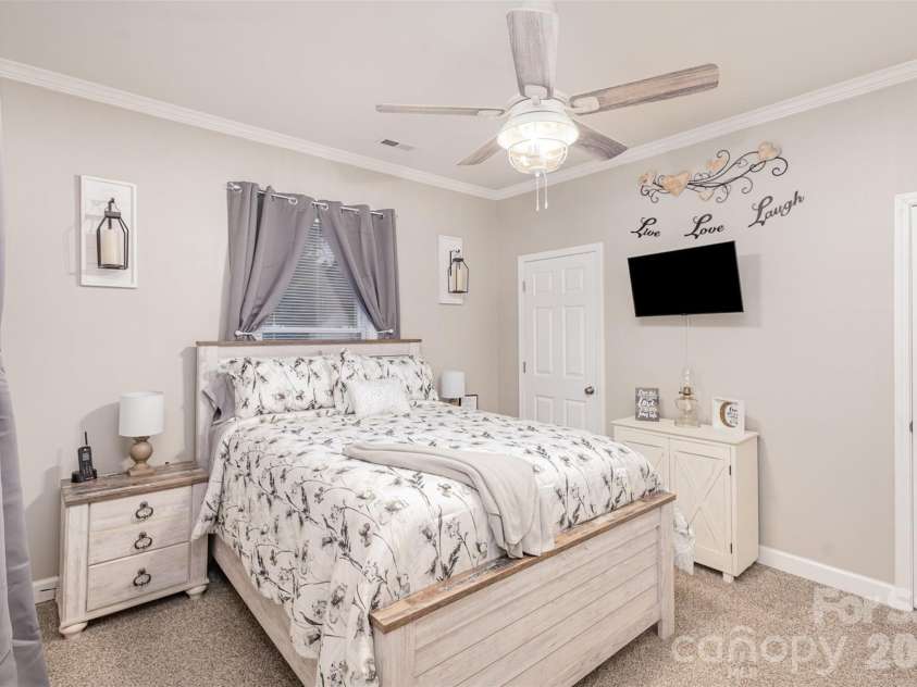 313 Webb Street, Albemarle, NC 28001.  MLS# CAR4378913, YatesRealty ID 29742. 