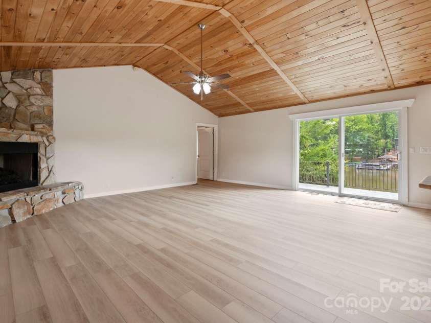 6691 Love Point Road, Denver, NC 28037.  MLS# CAR4199683, YatesRealty ID 29742. 