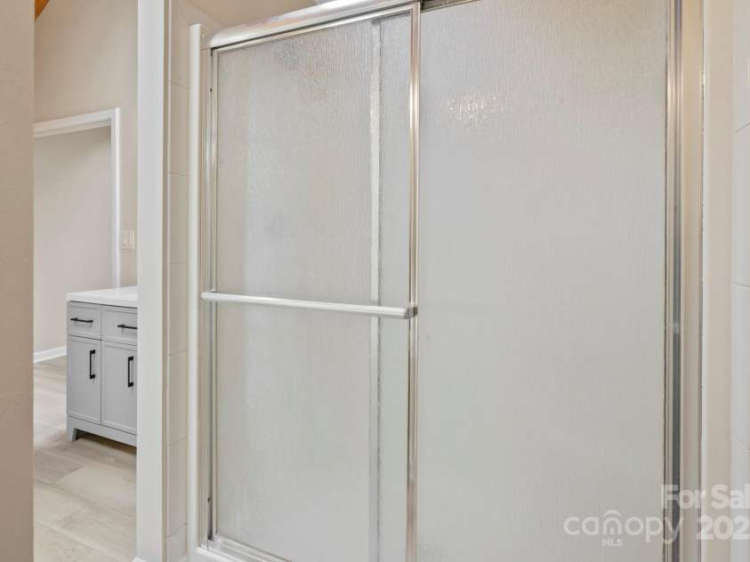 6691 Love Point Road, Denver, NC 28037.  MLS# CAR4199683, YatesRealty ID 29742. 