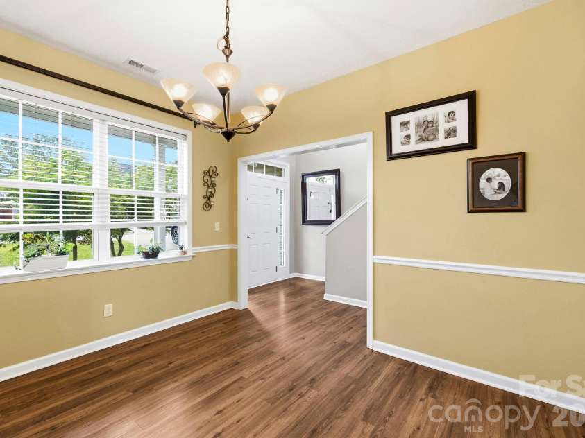 154 Haw River Road, Fletcher, NC 28732.  MLS# CAR4390072, YatesRealty ID 29743. 