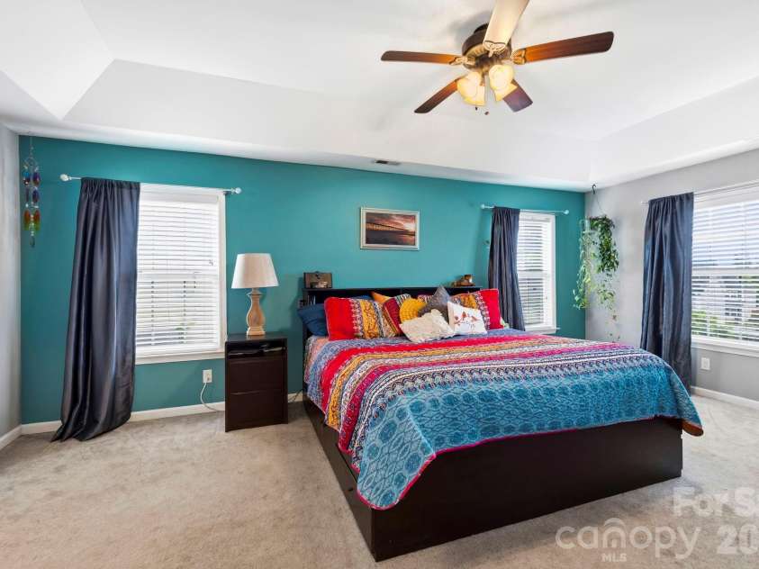 154 Haw River Road, Fletcher, NC 28732.  MLS# CAR4390072, YatesRealty ID 29743. Large primary suite