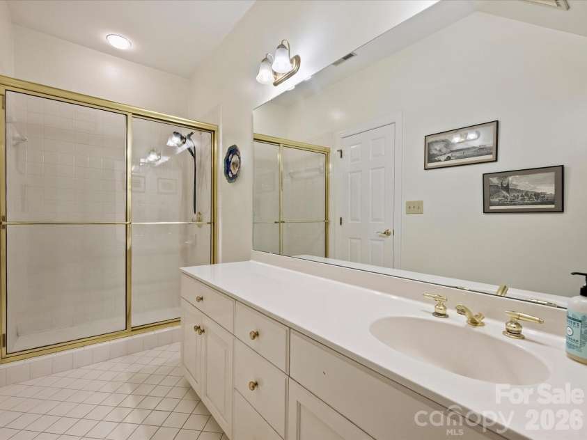 2616 Giverny Drive, Charlotte, NC 28226.  MLS# CAR4388028, YatesRealty ID 29744. 