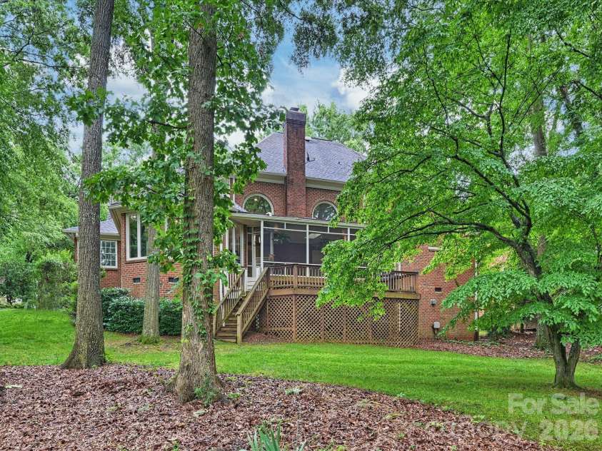 2616 Giverny Drive, Charlotte, NC 28226.  MLS# CAR4388028, YatesRealty ID 29744. 