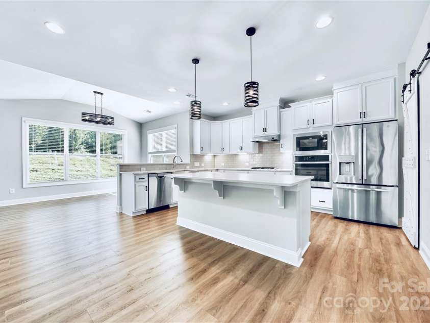 8310 Sandstone Crest Lane, Indian Land, SC 29707.  MLS# CAR4232992, YatesRealty ID 29744. OPEN KITCHEN