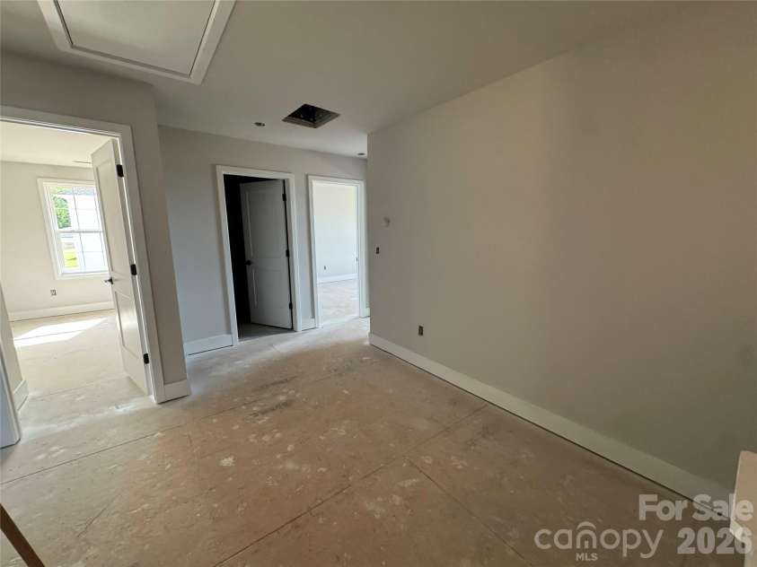 708 Inwood Hill Drive, Gastonia, NC 28056.  MLS# CAR4386838, YatesRealty ID 29745. Loft