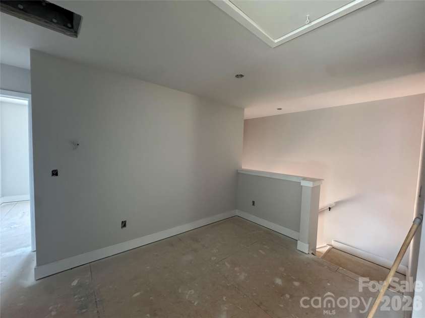 708 Inwood Hill Drive, Gastonia, NC 28056.  MLS# CAR4386838, YatesRealty ID 29745. Loft