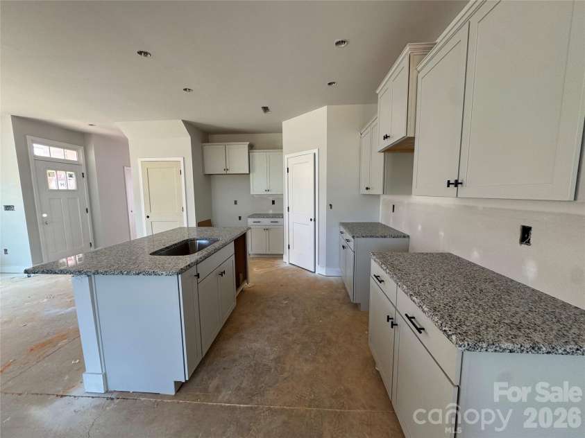 726 Longleaf Avenue, Gastonia, NC 28056.  MLS# CAR4385844, YatesRealty ID 29747. Actual kitchen