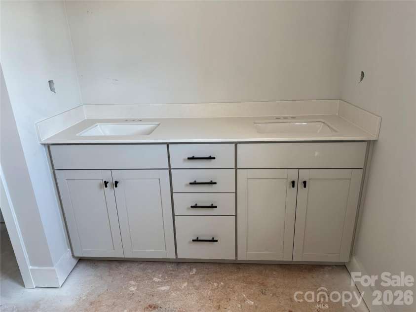 726 Longleaf Avenue, Gastonia, NC 28056.  MLS# CAR4385844, YatesRealty ID 29747. Actual primary bathroom