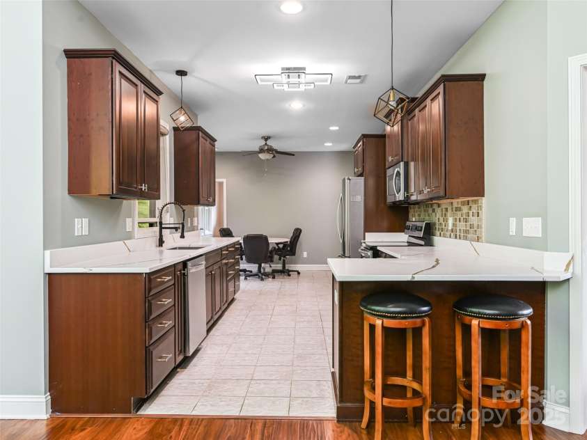 110 Village Pointe Lane, Asheville, NC 28803.  MLS# CAR4265060, YatesRealty ID 29749. 