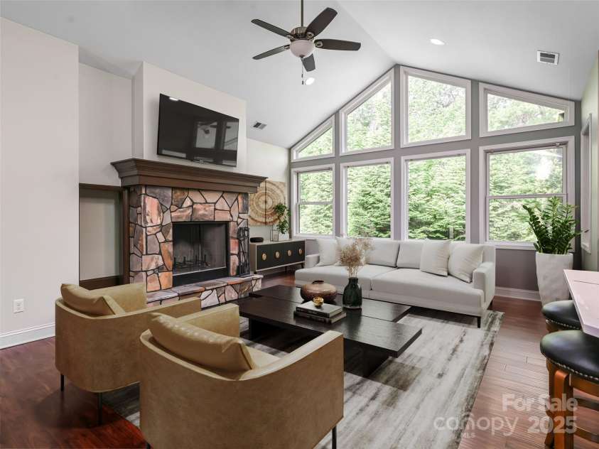 110 Village Pointe Lane, Asheville, NC 28803.  MLS# CAR4265060, YatesRealty ID 29749. 