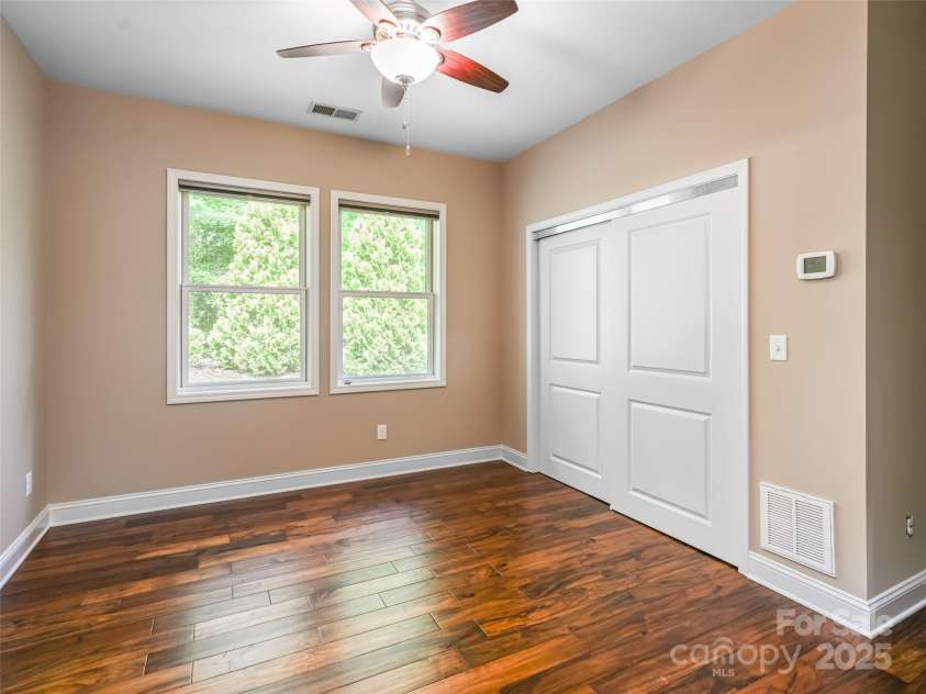 110 Village Pointe Lane, Asheville, NC 28803.  MLS# CAR4265060, YatesRealty ID 29749. 