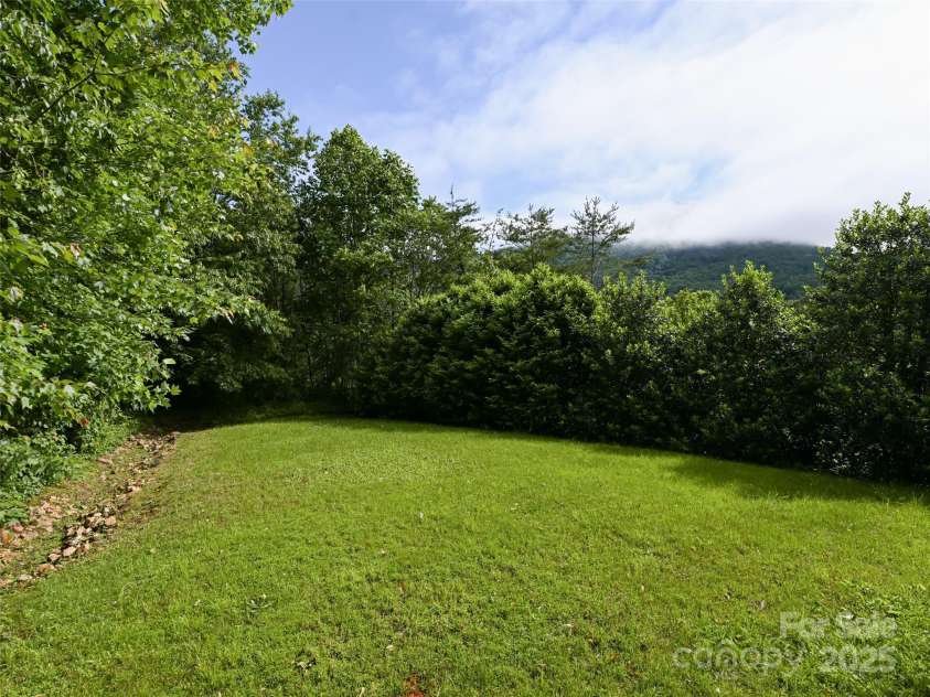 110 Village Pointe Lane, Asheville, NC 28803.  MLS# CAR4265060, YatesRealty ID 29749. 