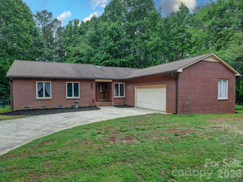1320 Richard Road, Salisbury, NC 28147.  MLS# CAR4392328, YatesRealty ID 29749. 