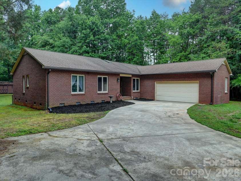 1320 Richard Road, Salisbury, NC 28147.  MLS# CAR4392328, YatesRealty ID 29749. 