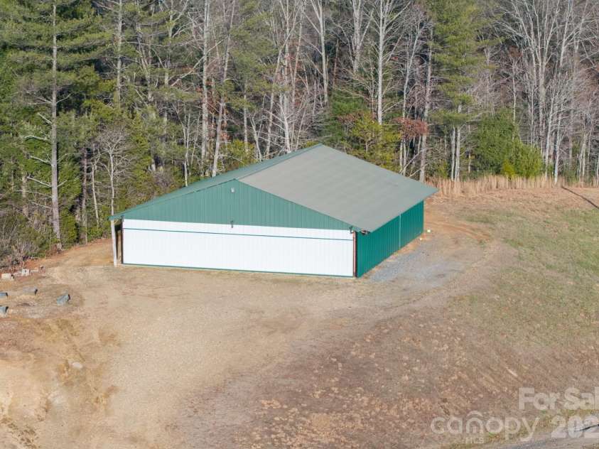 4021 & 4022 Johns River Road, Morganton, NC 28655.  MLS# CAR4336034, YatesRealty ID 2975. 