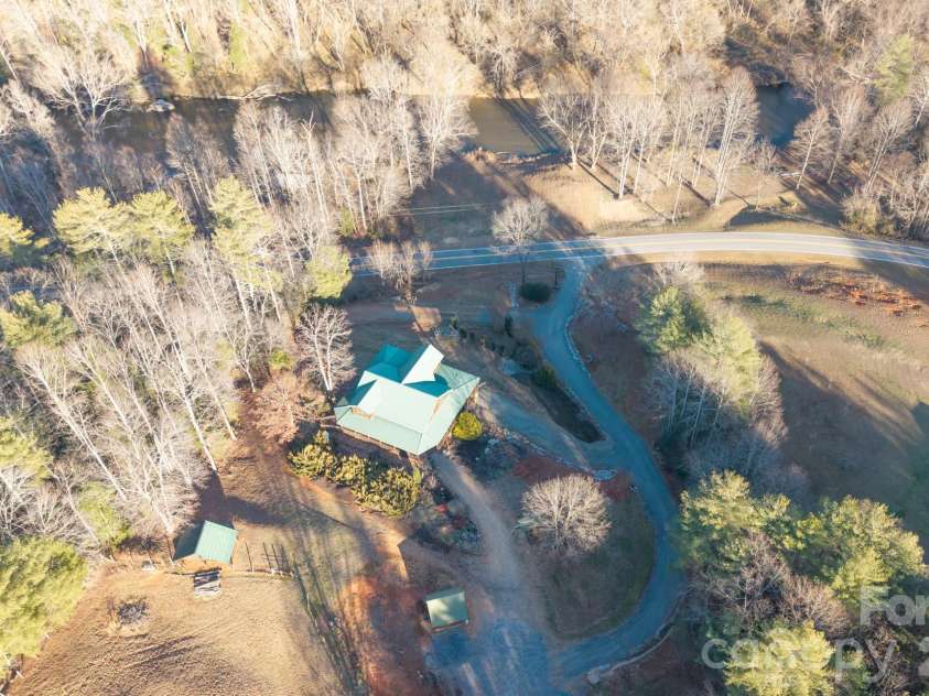4021 & 4022 Johns River Road, Morganton, NC 28655.  MLS# CAR4336034, YatesRealty ID 2975. 