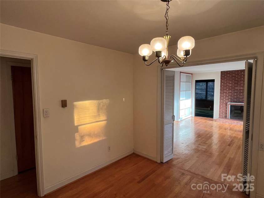 794 New Haw Creek Road, Asheville, NC 68805.  MLS# CAR4224115, YatesRealty ID 2975. 