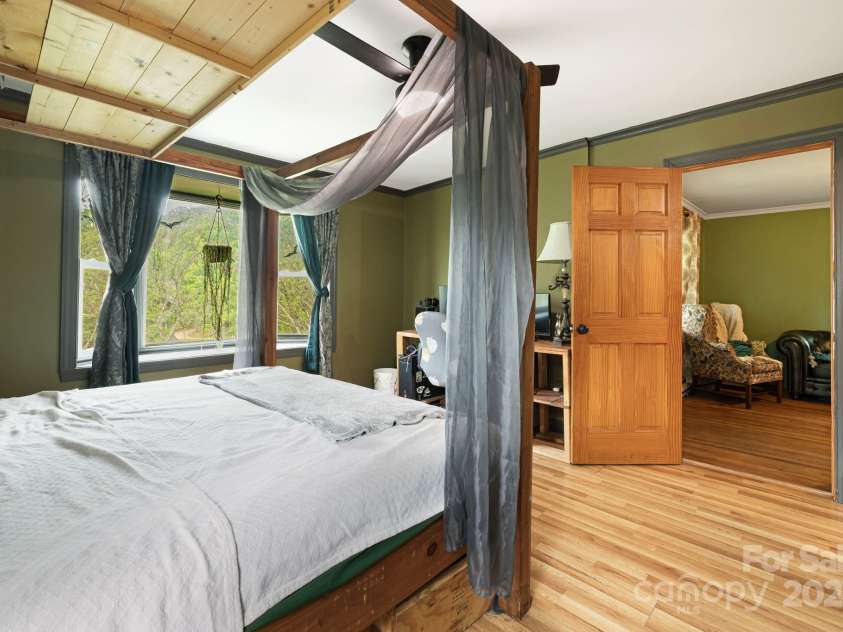 1271 Upper Brush Creek Road, Fairview, NC 28730.  MLS# CAR4269751, YatesRealty ID 29750. 