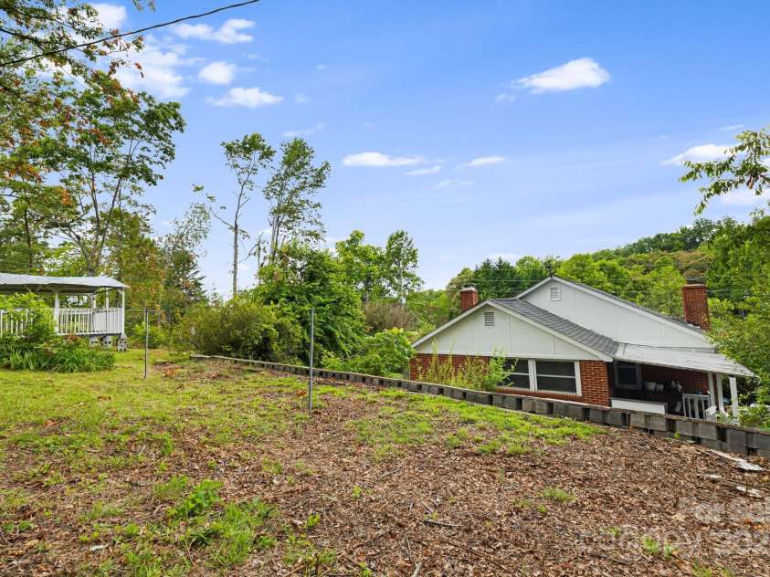 1271 Upper Brush Creek Road, Fairview, NC 28730.  MLS# CAR4269751, YatesRealty ID 29750. 