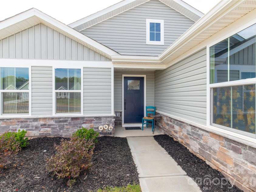536 Nesbe Street, Lancaster, SC 29720.  MLS# CAR4388791, YatesRealty ID 29751. 