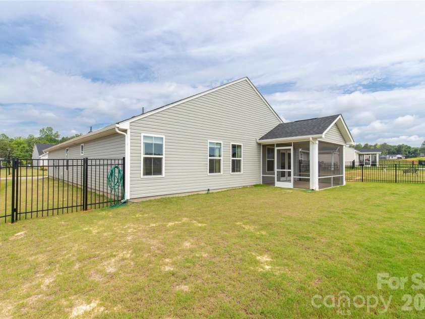536 Nesbe Street, Lancaster, SC 29720.  MLS# CAR4388791, YatesRealty ID 29751. 