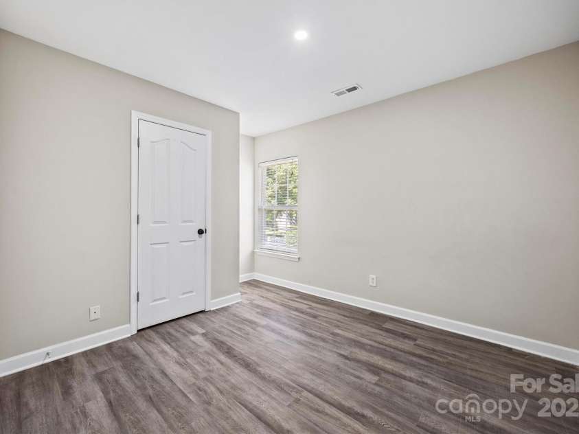 1505 Tuckers Glenn Drive, Rock Hill, SC 29732.  MLS# CAR4263860, YatesRealty ID 29753. 