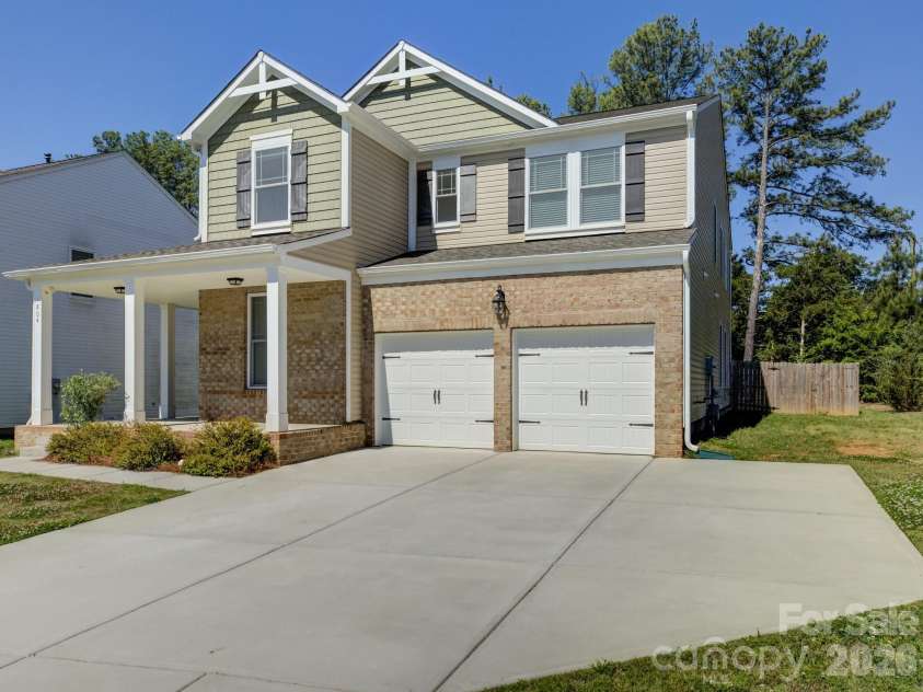 804 Peoria Lane, Rock Hill, SC 29730.  MLS# CAR4375832, YatesRealty ID 29753. 