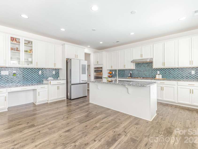 6020 Sayles Way, Fort Mill, SC 29715.  MLS# CAR4278134, YatesRealty ID 29754. 