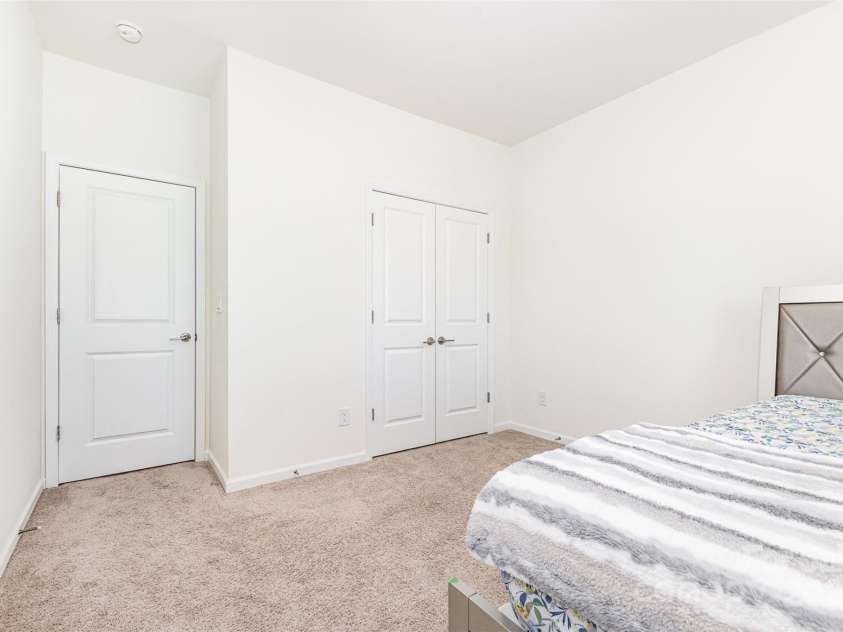 6020 Sayles Way, Fort Mill, SC 29715.  MLS# CAR4278134, YatesRealty ID 29754. 