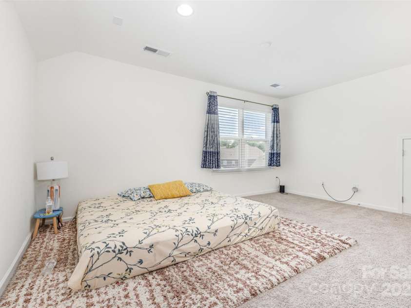 6020 Sayles Way, Fort Mill, SC 29715.  MLS# CAR4278134, YatesRealty ID 29754. 