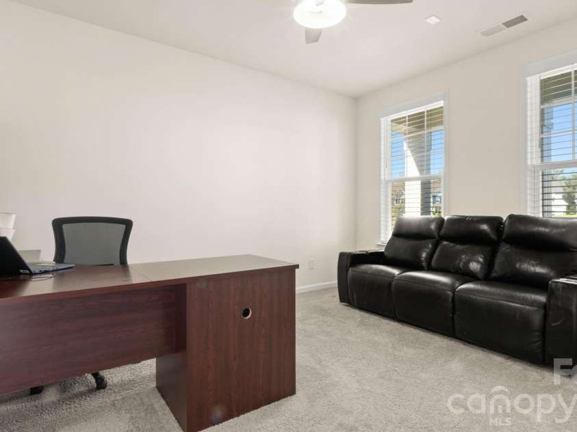 6020 Sayles Way, Fort Mill, SC 29715.  MLS# CAR4340382, YatesRealty ID 29754. 