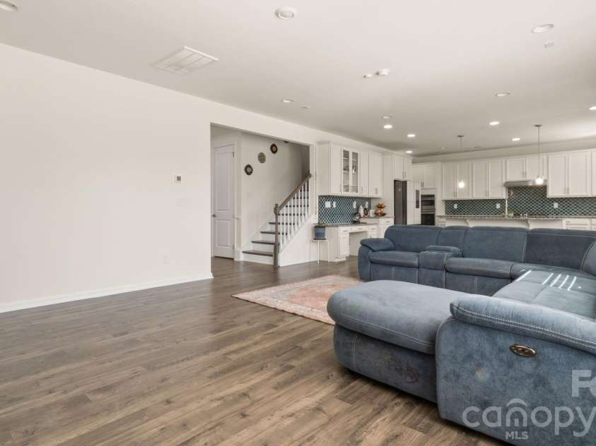 6020 Sayles Way, Fort Mill, SC 29715.  MLS# CAR4340382, YatesRealty ID 29754. 