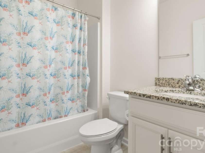 6020 Sayles Way, Fort Mill, SC 29715.  MLS# CAR4340382, YatesRealty ID 29754. 