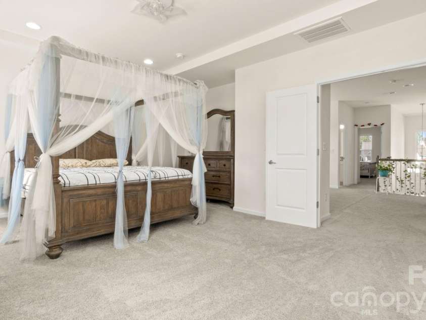 6020 Sayles Way, Fort Mill, SC 29715.  MLS# CAR4340382, YatesRealty ID 29754. 