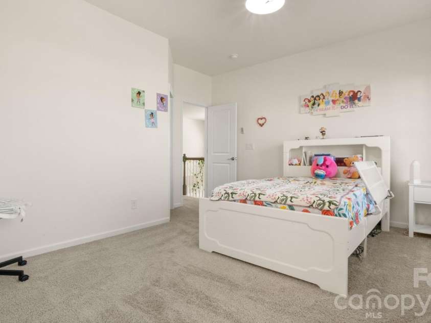 6020 Sayles Way, Fort Mill, SC 29715.  MLS# CAR4340382, YatesRealty ID 29754. 