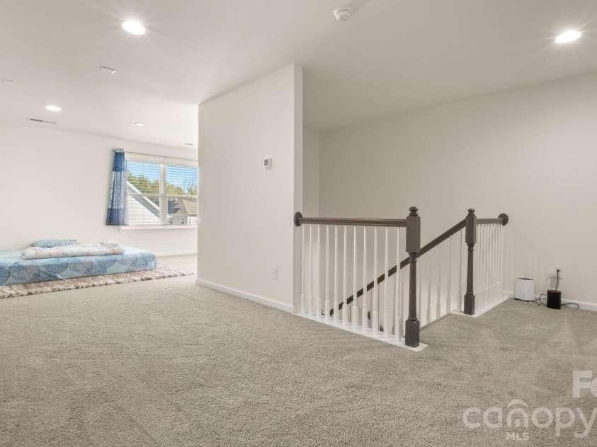 6020 Sayles Way, Fort Mill, SC 29715.  MLS# CAR4340382, YatesRealty ID 29754. 