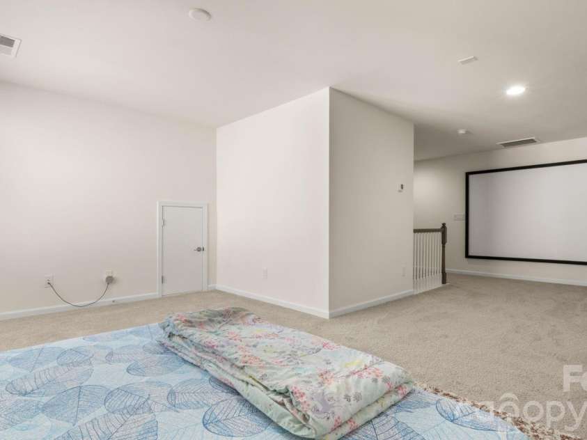 6020 Sayles Way, Fort Mill, SC 29715.  MLS# CAR4340382, YatesRealty ID 29754. 