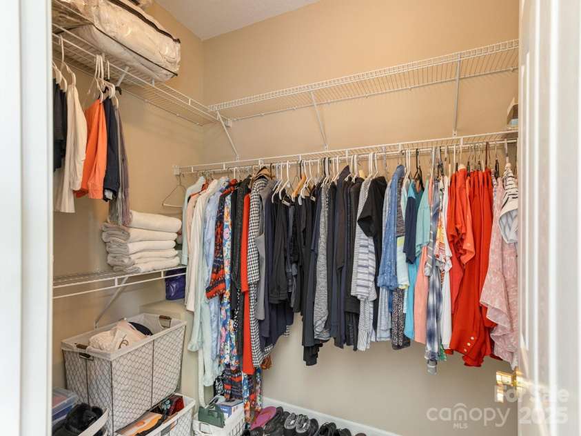 31 Headwater Drive, Hendersonville, NC 28739.  MLS# CAR4278484, YatesRealty ID 29755. 