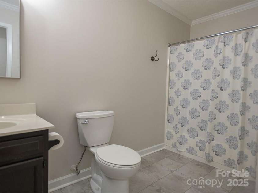 35 Sydney Lane, Asheville, NC 28806.  MLS# CAR4269794, YatesRealty ID 29756. 