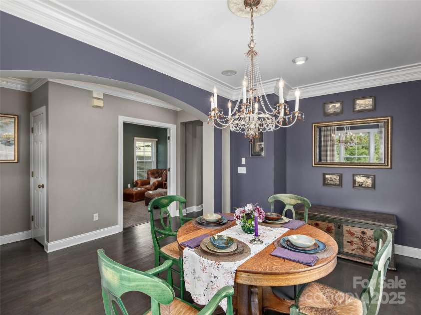 206 Leucothoe Lane, Asheville, NC 28803.  MLS# CAR4281076, YatesRealty ID 29757. 