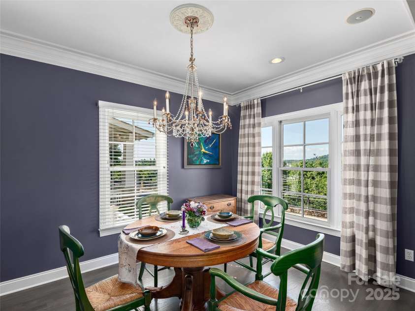206 Leucothoe Lane, Asheville, NC 28803.  MLS# CAR4281076, YatesRealty ID 29757. 