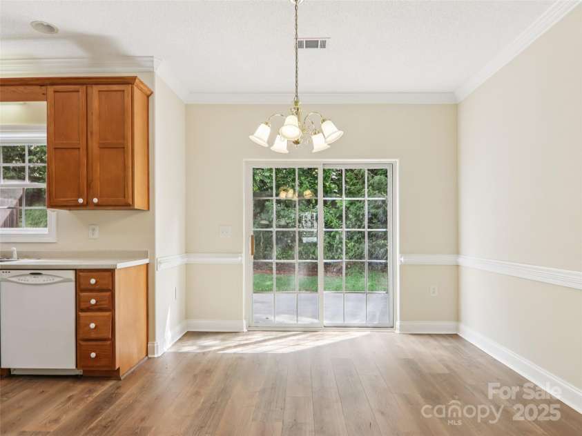 888 Pointe Drive, Asheville, NC 28806.  MLS# CAR4281250, YatesRealty ID 29758. 