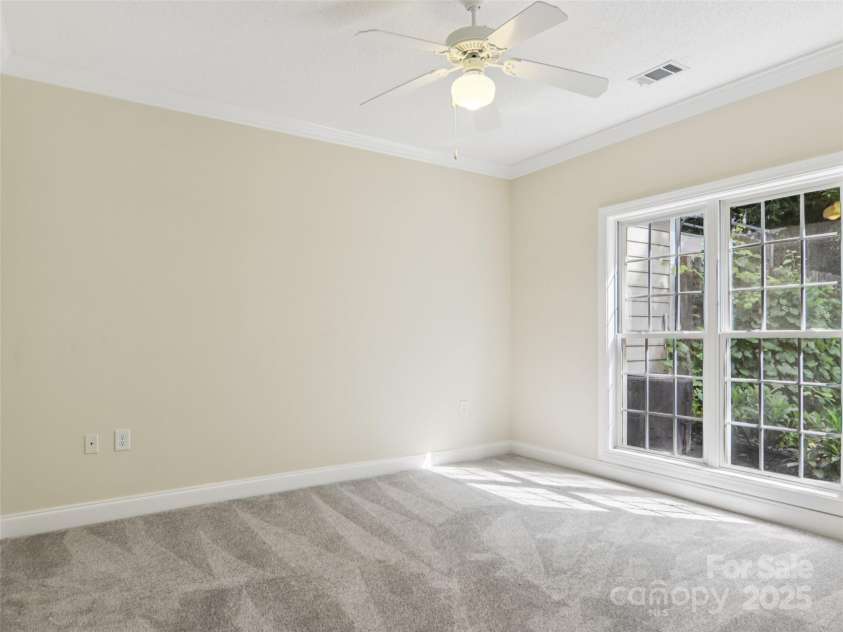 888 Pointe Drive, Asheville, NC 28806.  MLS# CAR4281250, YatesRealty ID 29758. 