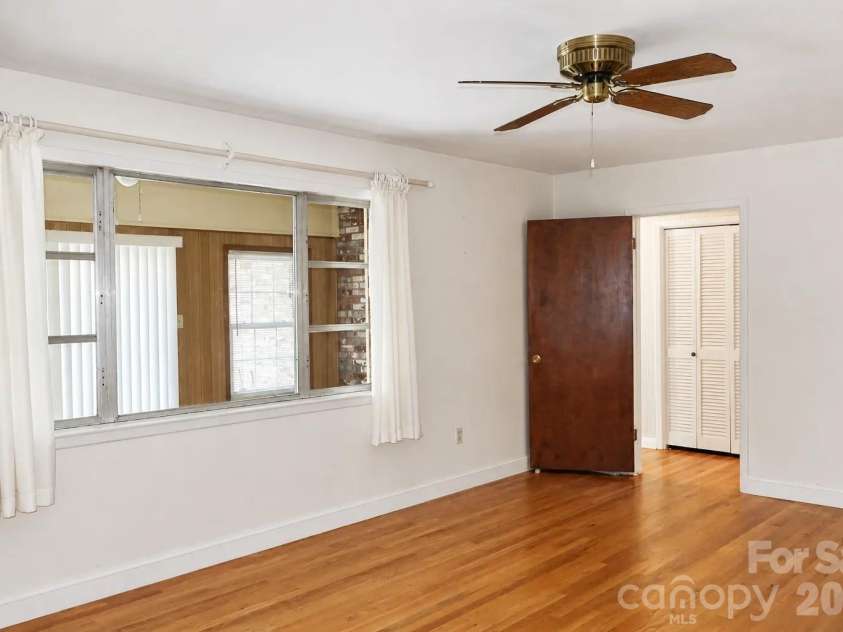 328 Brookwood Drive, Salisbury, NC 28146.  MLS# CAR4391384, YatesRealty ID 29759. Bonus/Flex Room 