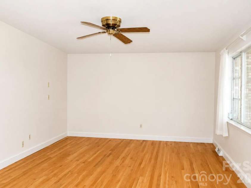 328 Brookwood Drive, Salisbury, NC 28146.  MLS# CAR4391384, YatesRealty ID 29759. Bonus/Flex Room