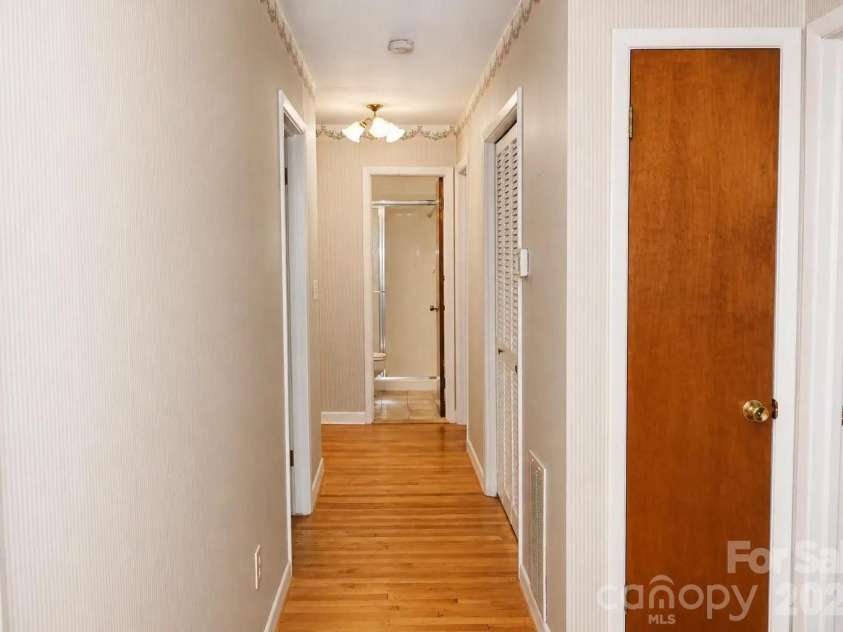 328 Brookwood Drive, Salisbury, NC 28146.  MLS# CAR4391384, YatesRealty ID 29759. Hallway