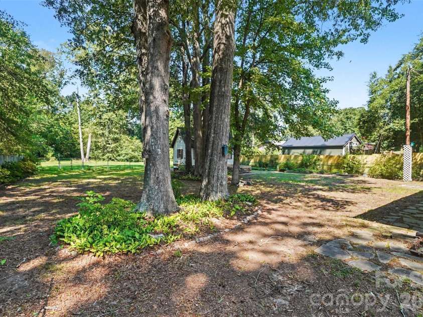 328 Brookwood Drive, Salisbury, NC 28146.  MLS# CAR4418721, YatesRealty ID 29759. 