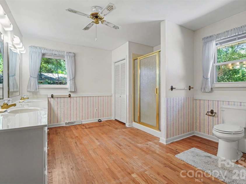 328 Brookwood Drive, Salisbury, NC 28146.  MLS# CAR4418721, YatesRealty ID 29759. Large bathroom with dual sinks